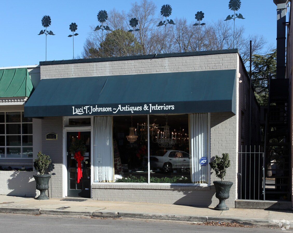 2002 Fairview Rd, Raleigh, NC 27608