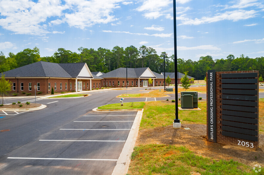 2053 Experiment Station Rd, Watkinsville, GA for lease - Building Photo - Image 2 of 9