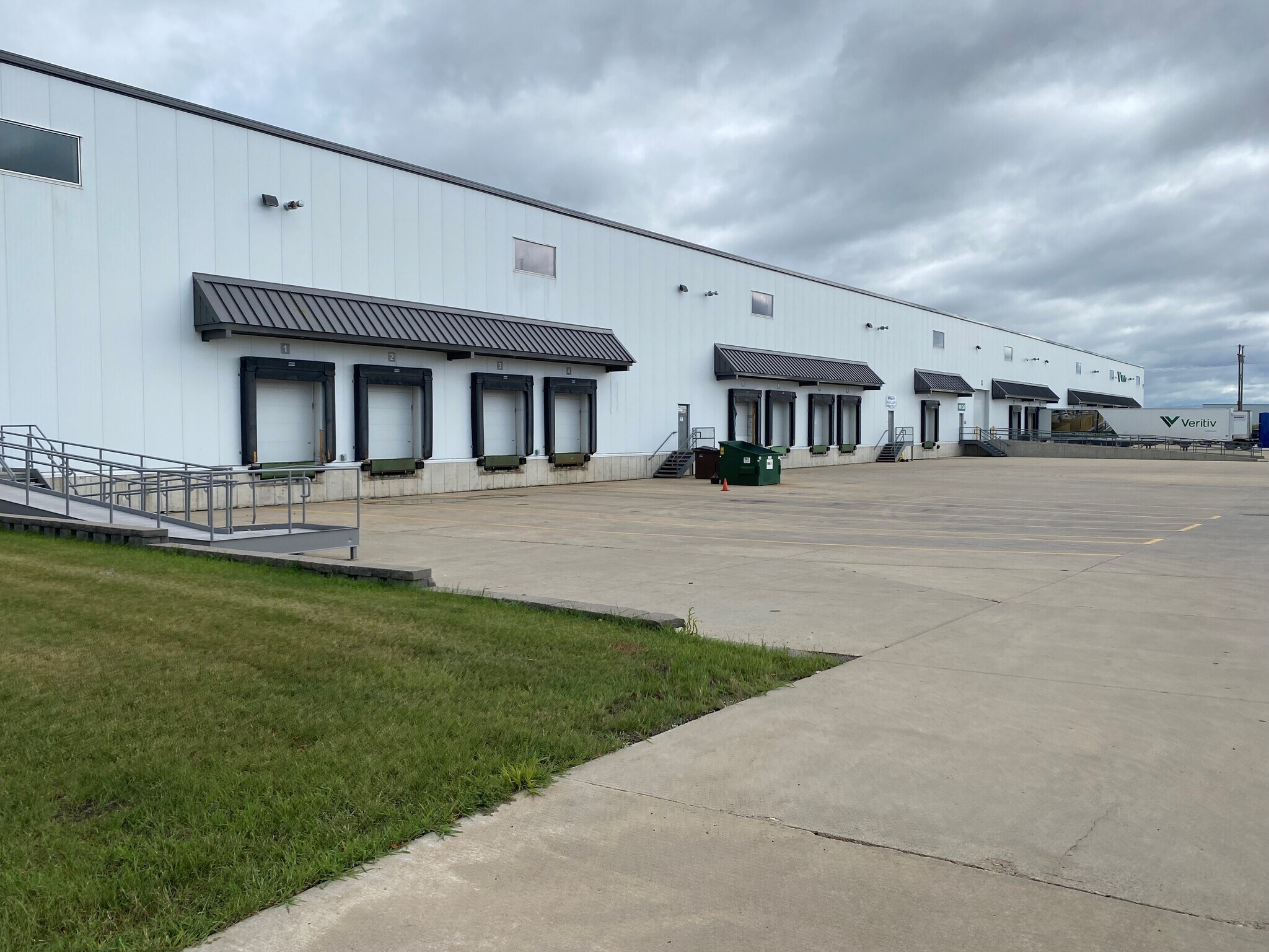 2521 3rd Ave, West Fargo, ND for sale Building Photo- Image 1 of 1