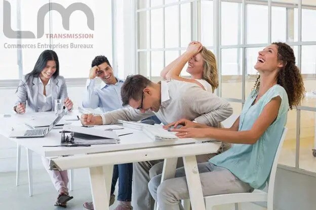 Retail in Clamart for lease - Interior Photo - Image 1 of 4