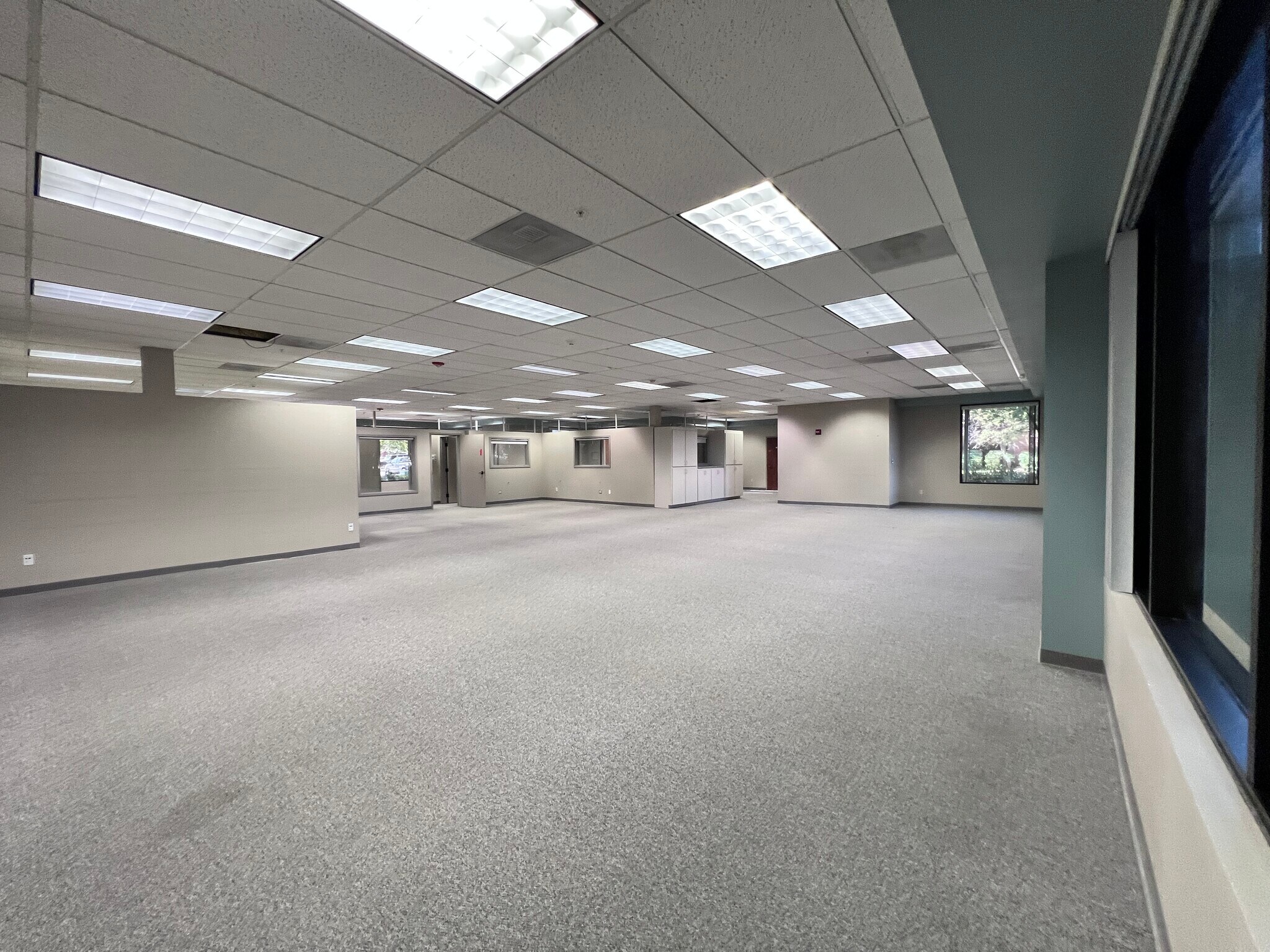 2195 Larkspur Ln, Redding, CA 96002 Office for Lease