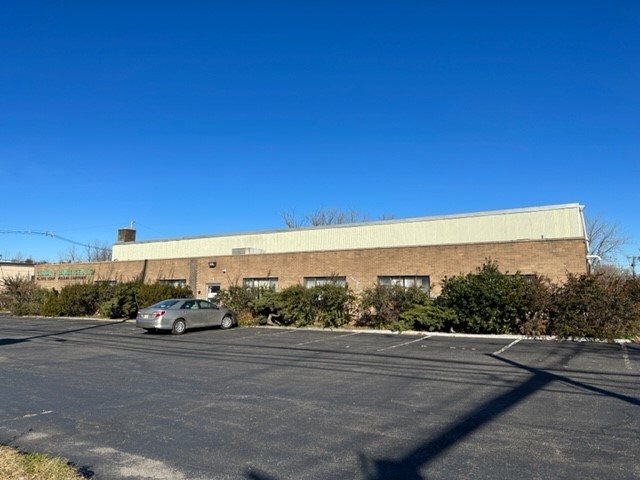 111 Paterson Plank Rd, Carlstadt, NJ for lease - Building Photo - Image 1 of 4