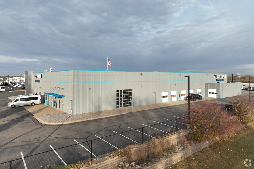 3939 W Chelsea Rd, Monticello, MN for sale - Building Photo - Image 2 of 7