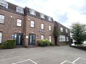 Foundry Ln, Horsham for lease Building Photo- Image 1 of 3