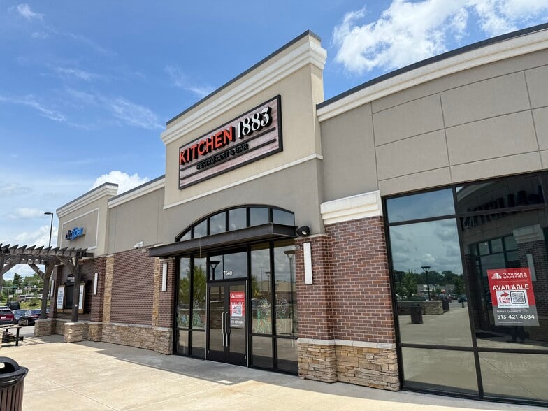 7640-7642 Beechmont Ave, Cincinnati, OH for lease - Building Photo - Image 1 of 5