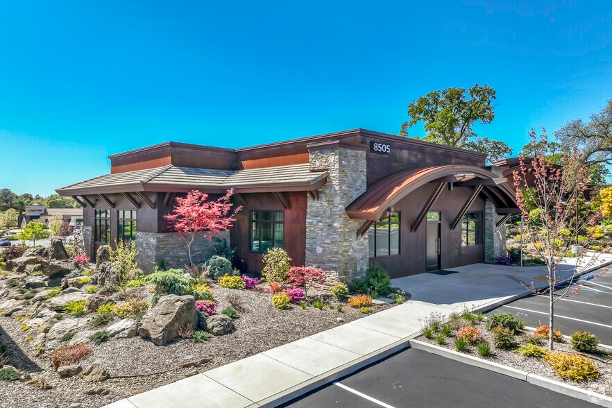 8505 Berg St, Granite Bay, CA for lease - Building Photo - Image 2 of 7