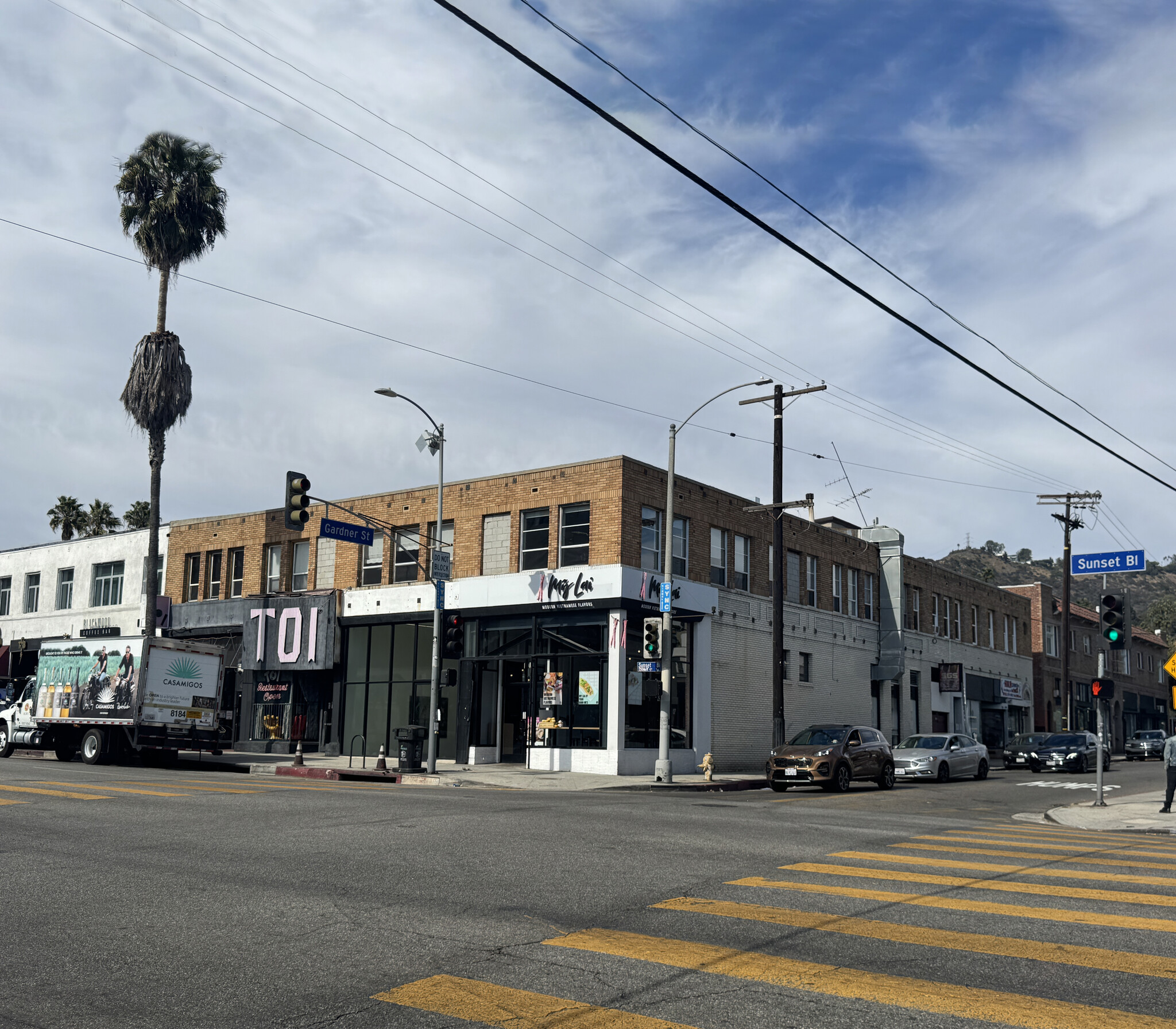 7501-7505 W Sunset Blvd, Los Angeles, CA for lease Building Photo- Image 1 of 28