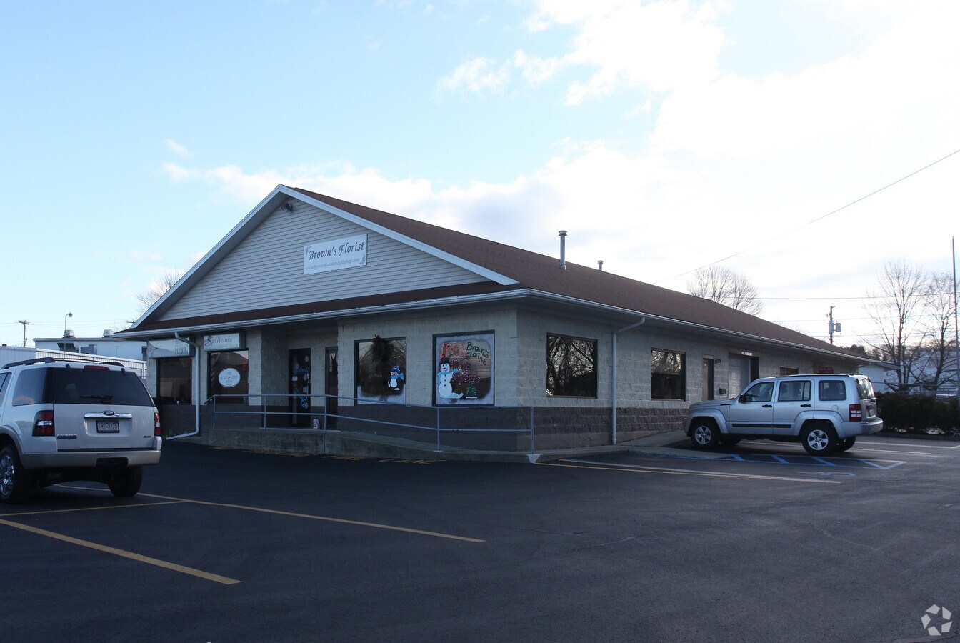 478 Albany Ave, Kingston, NY 12401