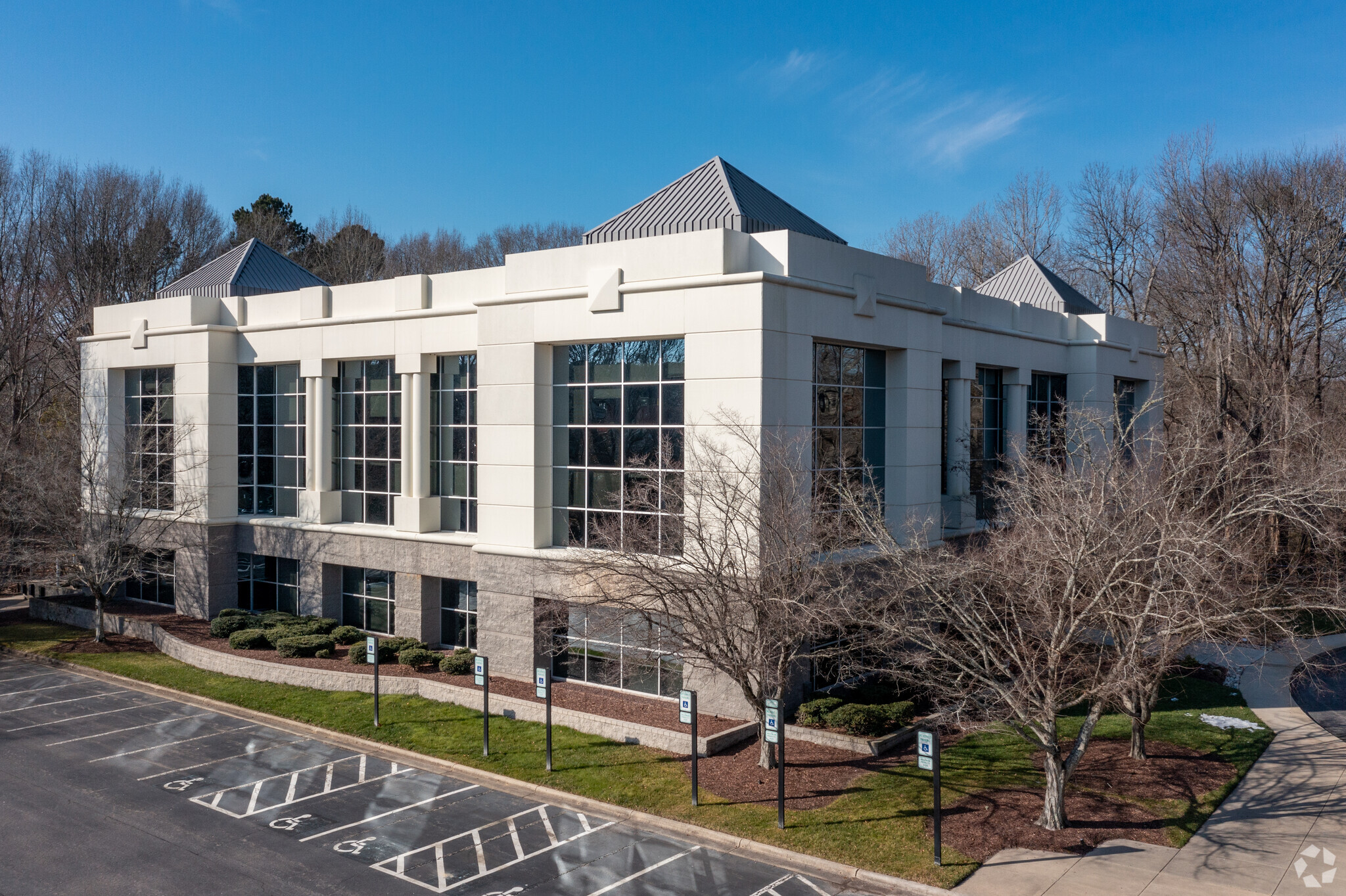 2505 Meridian Pky, Durham, NC for lease Primary Photo- Image 1 of 10