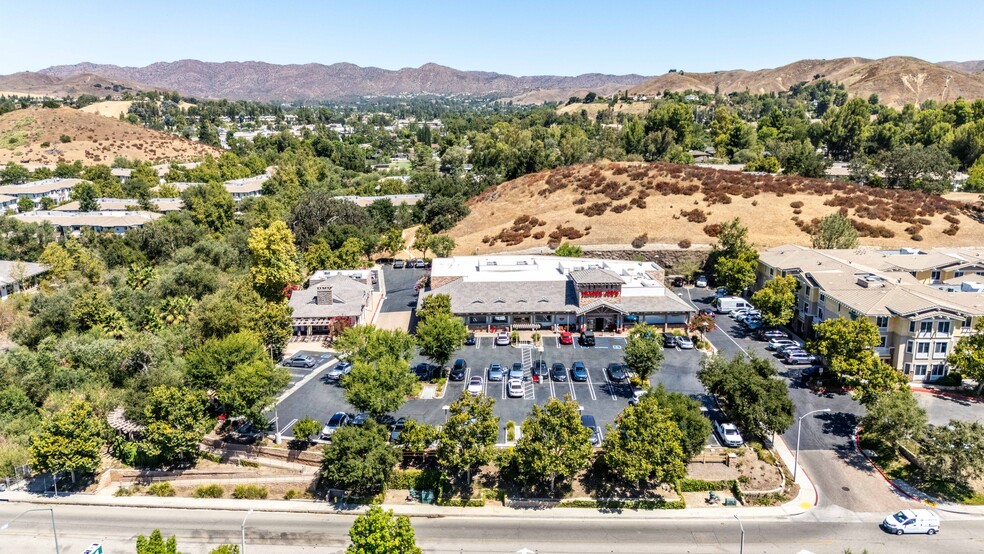 29001 Canwood St, Agoura Hills, CA for lease - Building Photo - Image 2 of 4