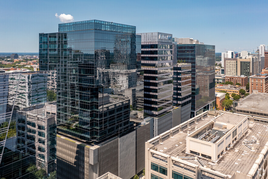 712 W Peachtree St, Atlanta, GA for lease - Building Photo - Image 1 of 4