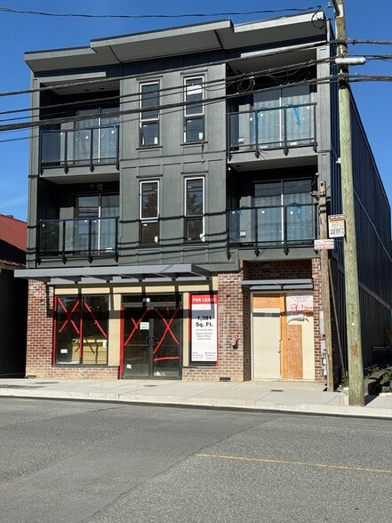 2549 Montvue St, Abbotsford, BC for sale - Primary Photo - Image 1 of 2