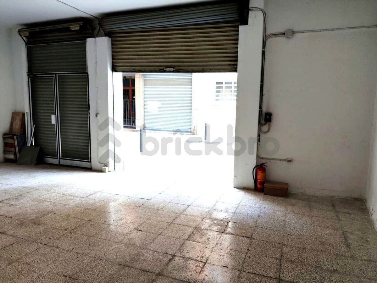 Sant Joan Despí, BAR 08970 - Unit Pta. 3 - - Interior Photo - Image 1 of 8