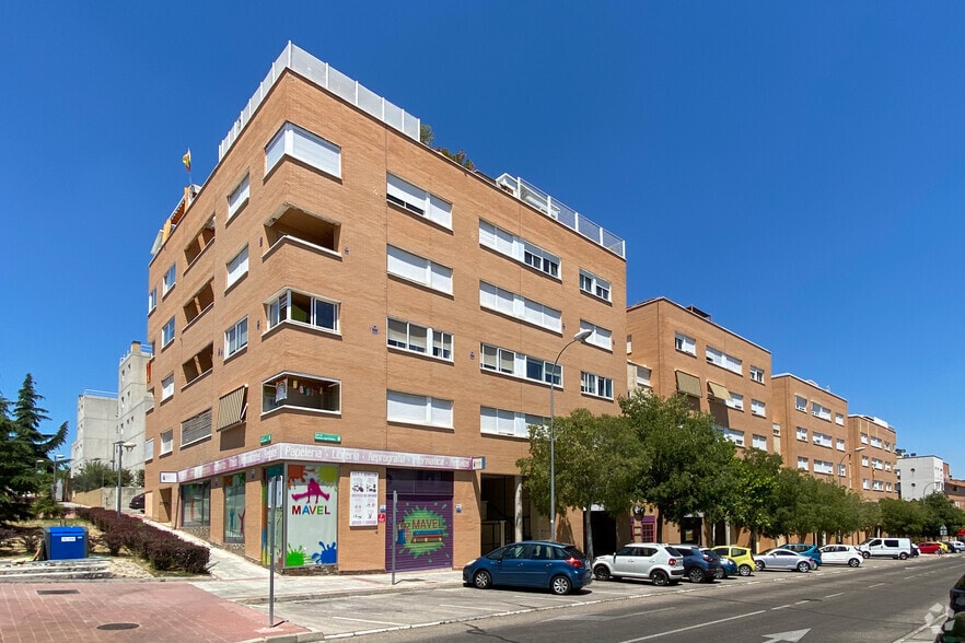 Calle Francisco Largo Caballero, 58, Alcobendas, Madrid for sale - Building Photo - Image 2 of 2