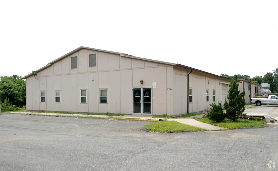 2116 Monumental Ave, Arbutus, MD for sale - Building Photo - Image 1 of 1