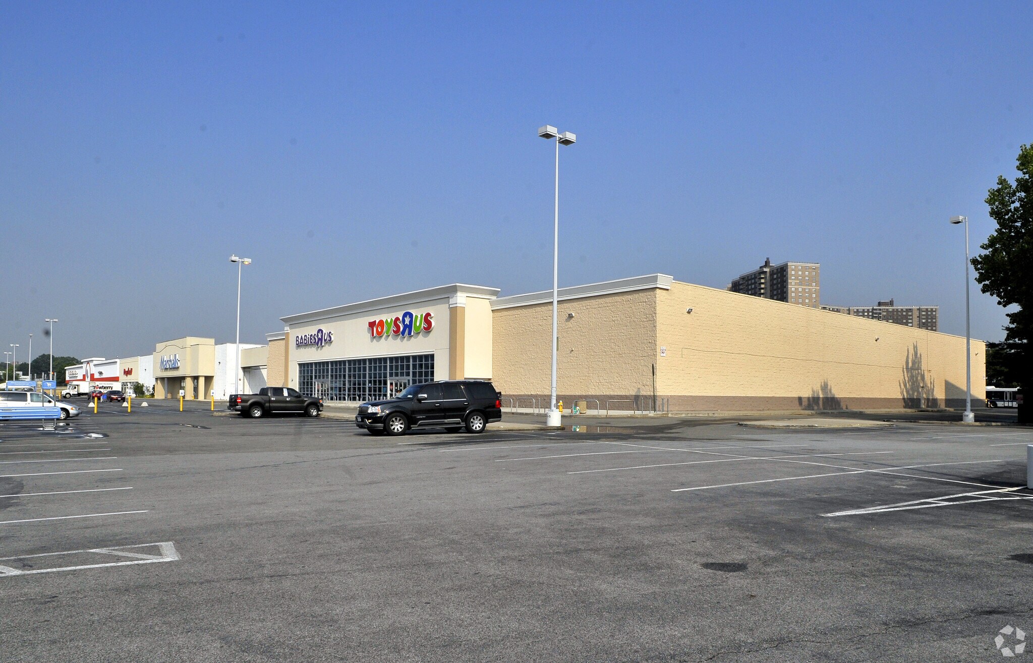 356 Baychester Ave, Bronx, NY for sale Primary Photo- Image 1 of 1