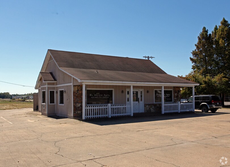 591 E Broadway Ave, West Memphis, AR for sale - Primary Photo - Image 1 of 1