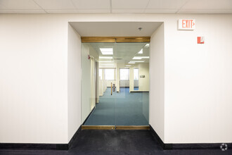 959 Route 46 E, Parsippany, NJ for lease Interior Photo- Image 2 of 9