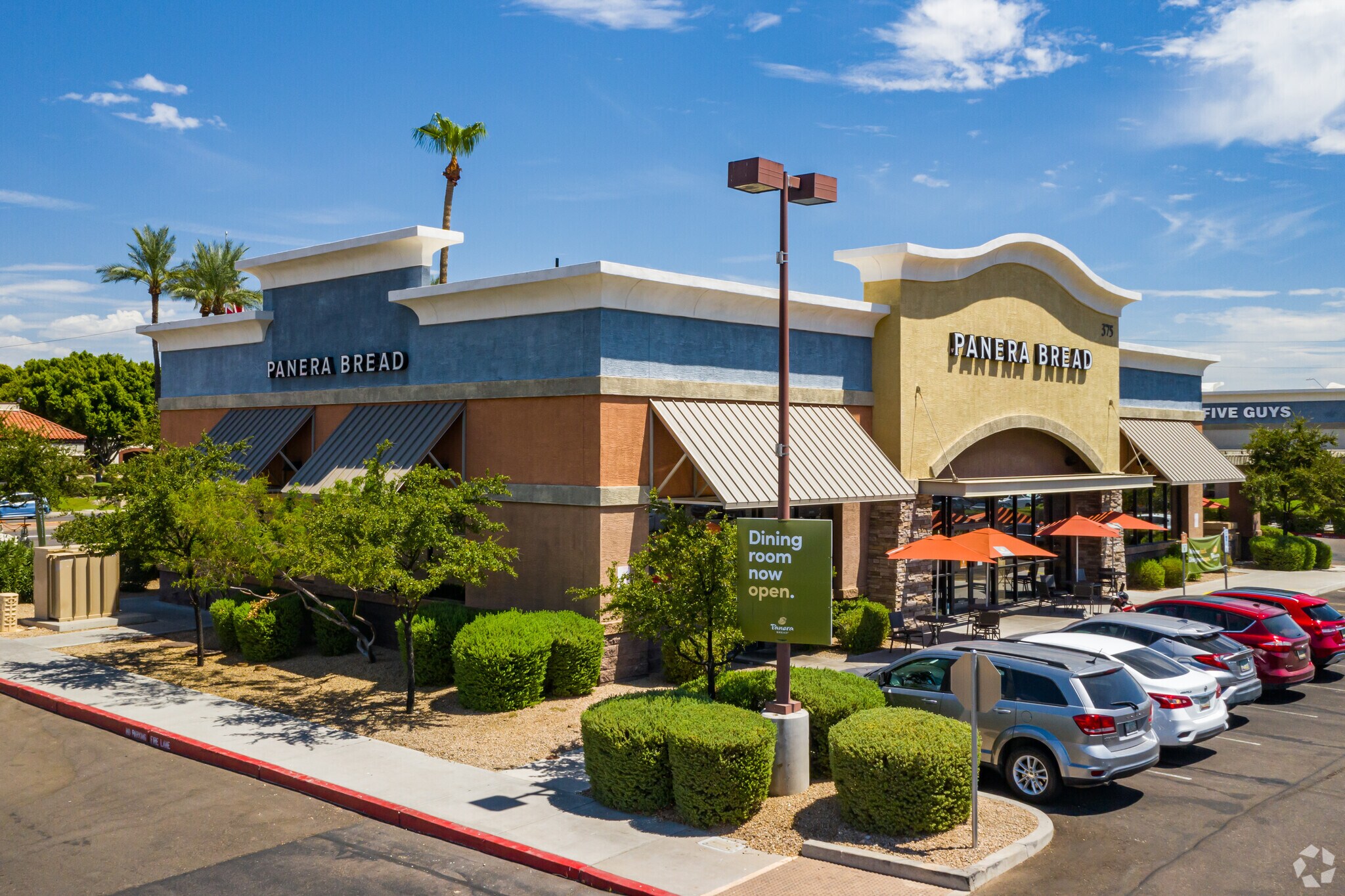 N 7th St E Bell Rd, Phoenix, AZ 85022 Bell Towne Centre