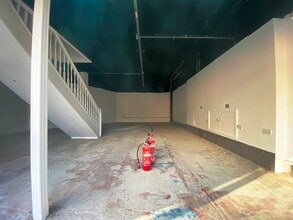 Hagley Mall, Halesowen for lease Interior Photo- Image 2 of 2