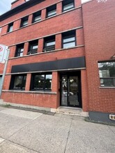 50-70 Rue Jean-Talon O, Montréal, QC for lease Building Photo- Image 1 of 8