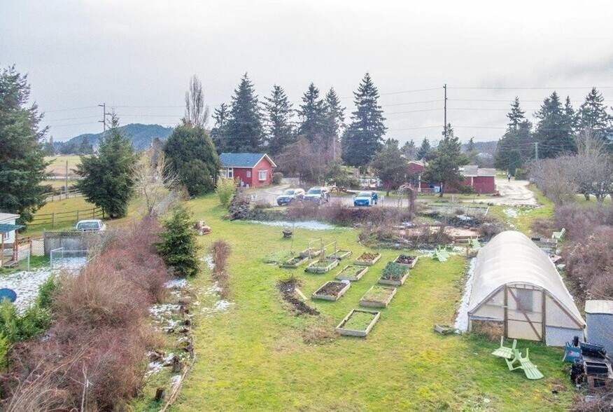 8972 Beaver Valley Rd, Chimacum, WA 98325