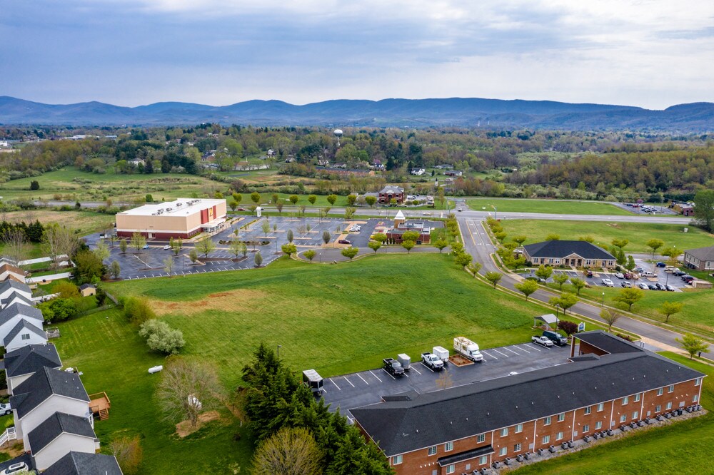 101 Osage Ln, Waynesboro, VA for sale Primary Photo- Image 1 of 1