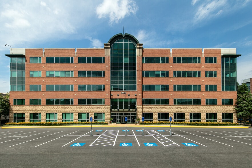 6350 Walker Ln, Alexandria, VA for lease - Primary Photo - Image 1 of 17