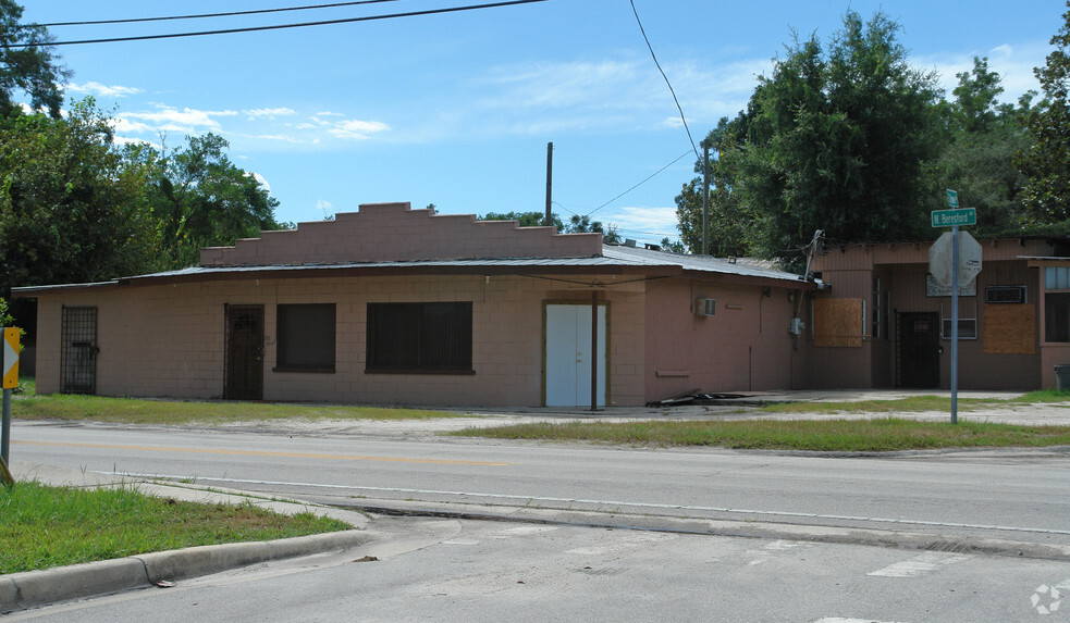 410 W Beresford Ave, Deland, FL for sale - Primary Photo - Image 1 of 1