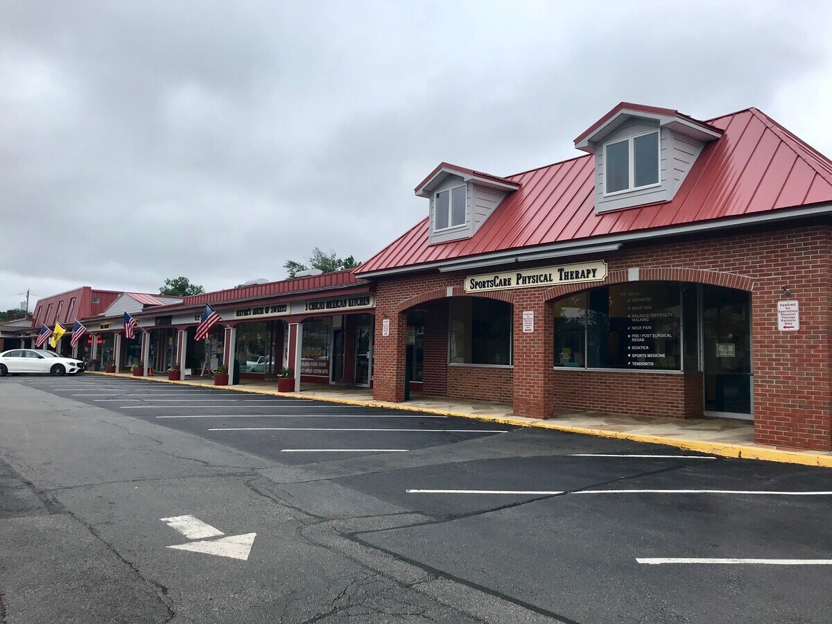 637651 Wyckoff Ave, Wyckoff, NJ 07481 Wyckoff Shopping Plaza