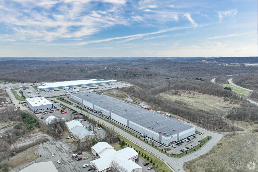 108 Tomlinson Dr, Zelienople, PA for lease - Aerial - Image 3 of 5