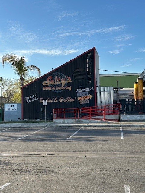 6801 White Ln, Bakersfield, CA for lease Building Photo- Image 1 of 5