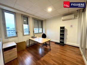 565 Rue Marcelin Berthelot, Aix-en-Provence for lease Building Photo- Image 2 of 5