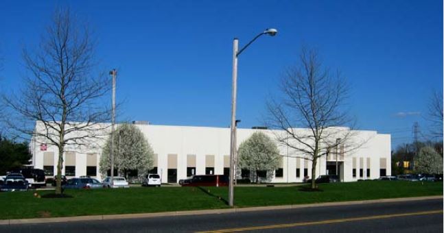 9 Campus Dr, Burlington, NJ for sale - Building Photo - Image 1 of 1