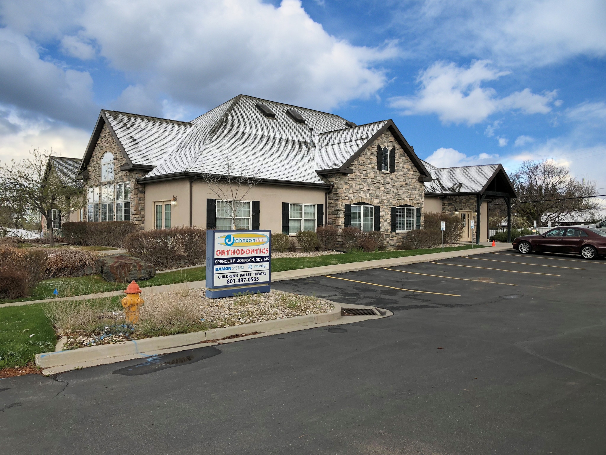 2505 E 3300 S, Salt Lake City, UT for sale Primary Photo- Image 1 of 27