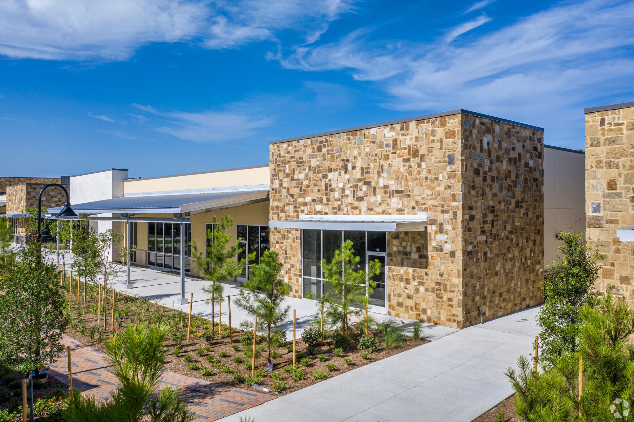 6615 W Cross Creek Bend Ln, Fulshear, TX for lease Primary Photo- Image 1 of 10