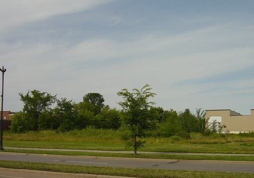 Ellis Ave, Ashland, WI for sale Primary Photo- Image 1 of 1