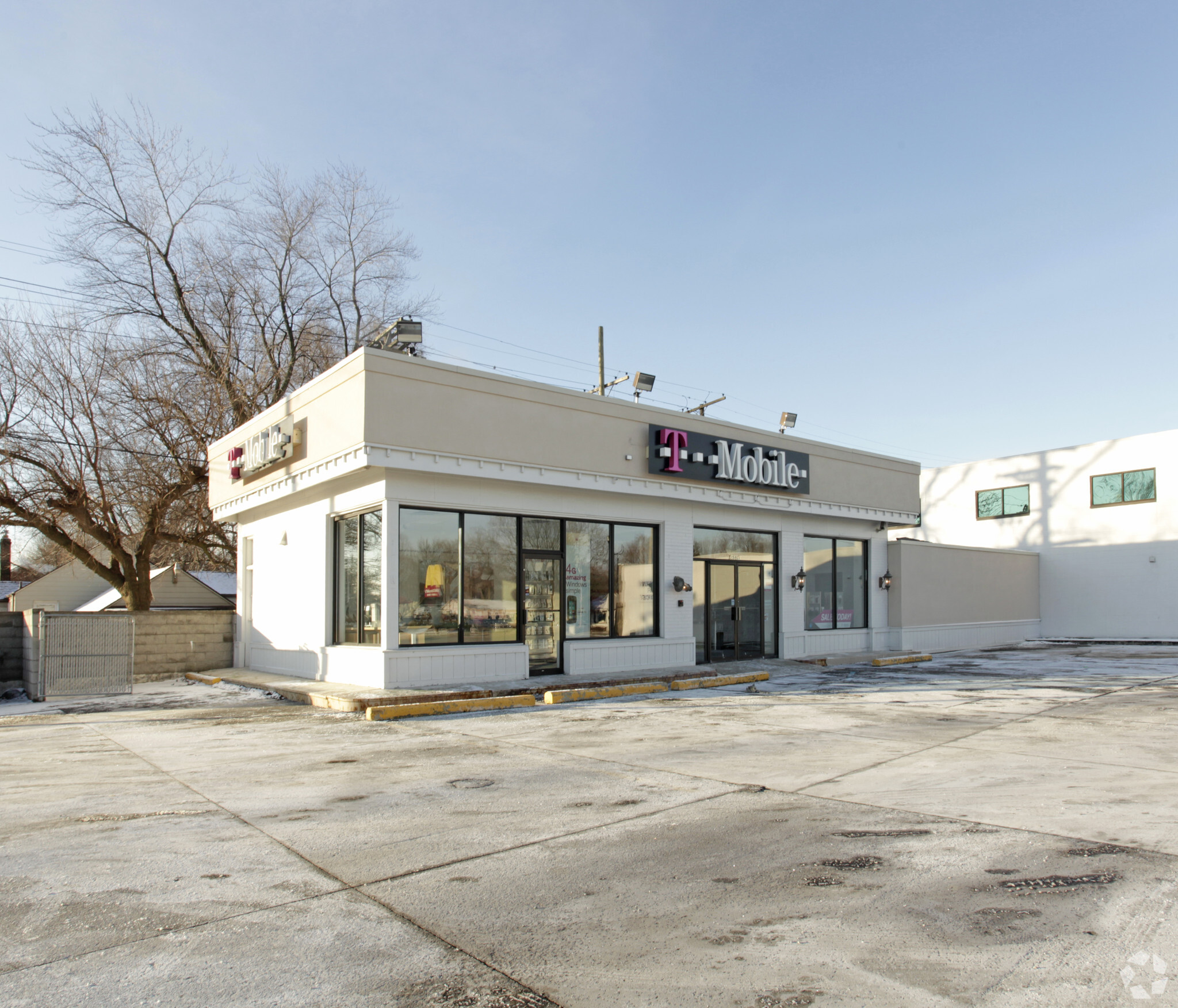 25801 Plymouth Rd, Redford, MI for lease Building Photo- Image 1 of 5