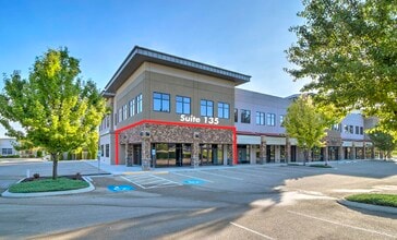 9050 W Overland Rd, Boise, ID for lease Interior Photo- Image 1 of 8