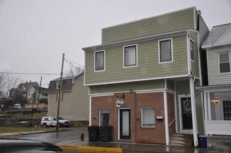 201-203 E Potomac St, Brunswick, MD for sale - Primary Photo - Image 1 of 1