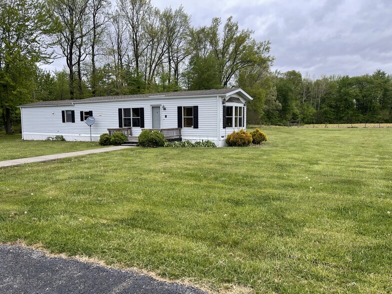 1300 E US Highway 50, North Vernon, IN for sale - Primary Photo - Image 1 of 1