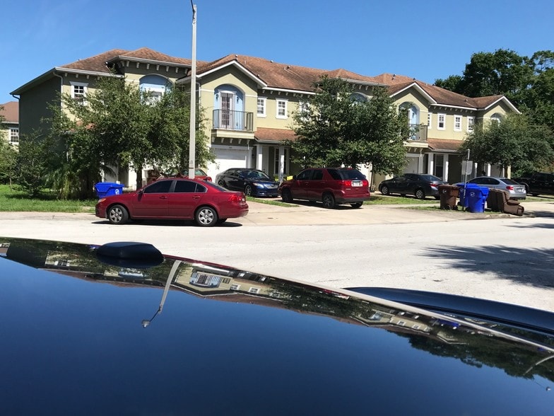 1800 Bassinger St, Kissimmee, FL for sale - Building Photo - Image 2 of 11