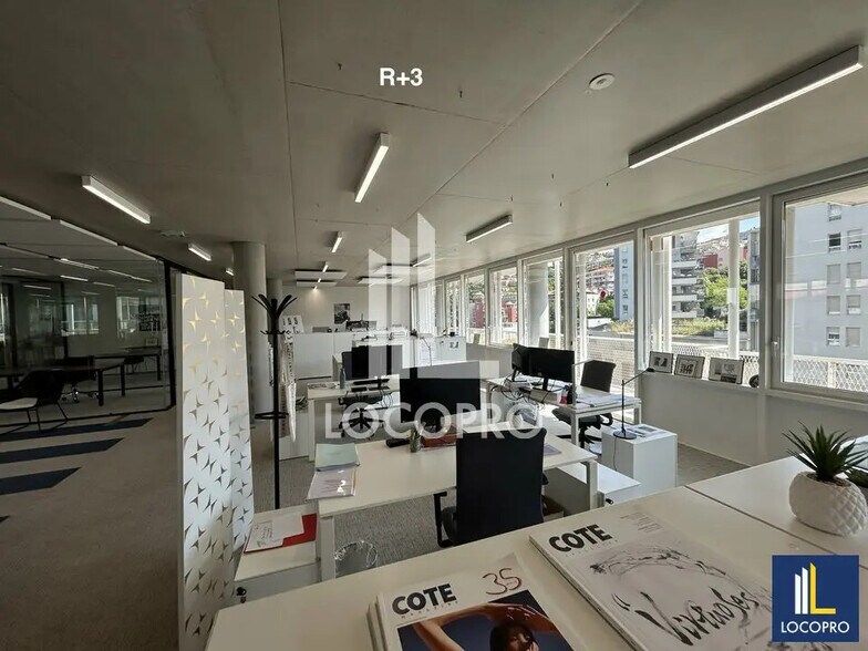 Office in Nice for lease - Interior Photo - Image 3 of 12