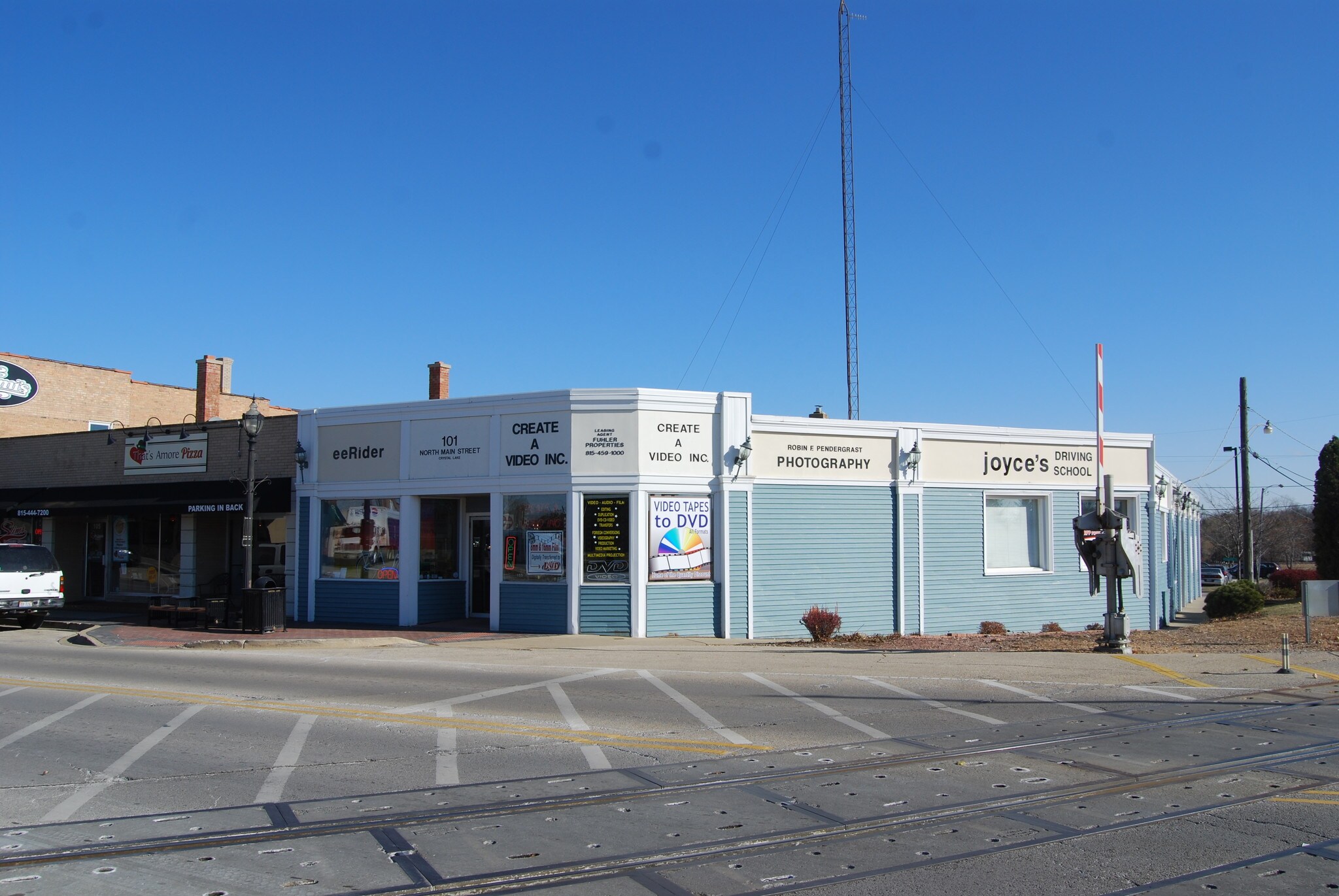 101 N Main St, Crystal Lake, IL for sale Primary Photo- Image 1 of 1