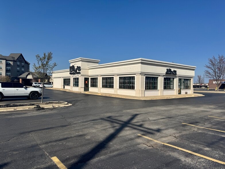 1144 Devon Ave, Elk Grove Village, IL for sale - Building Photo - Image 1 of 6