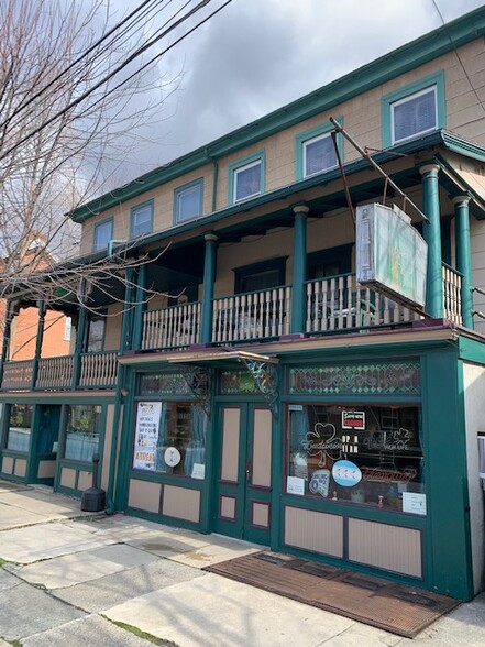 735 Front St, Catasauqua, PA for sale - Building Photo - Image 2 of 9