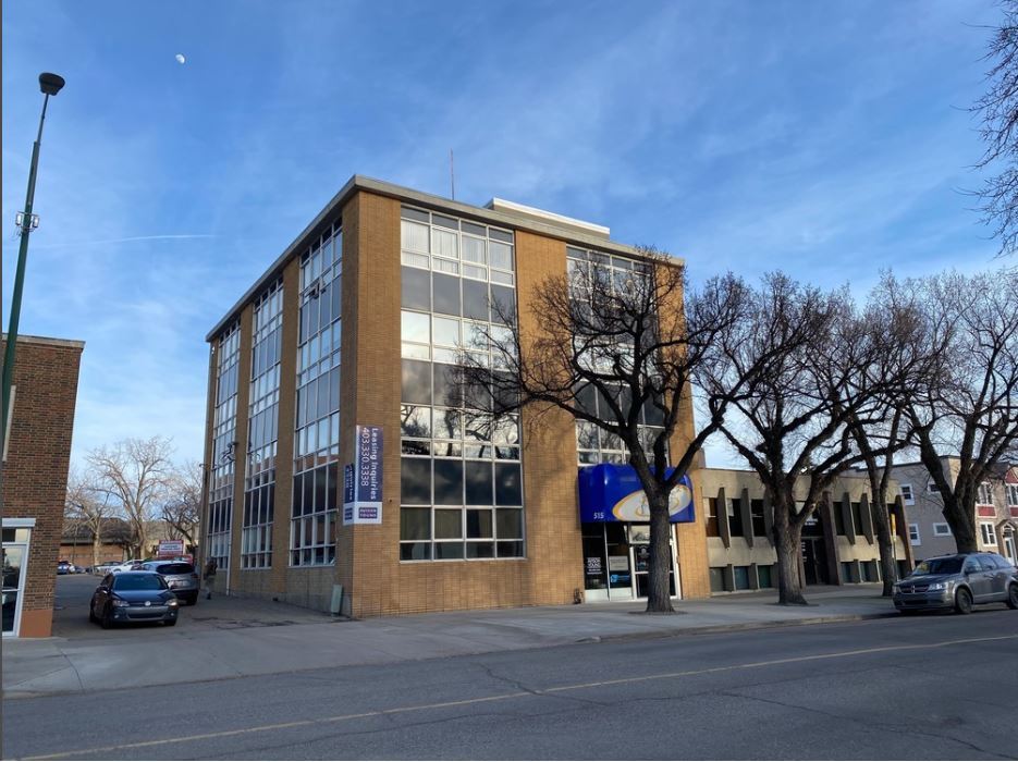 515 7 St S, Lethbridge, AB for lease Building Photo- Image 1 of 6