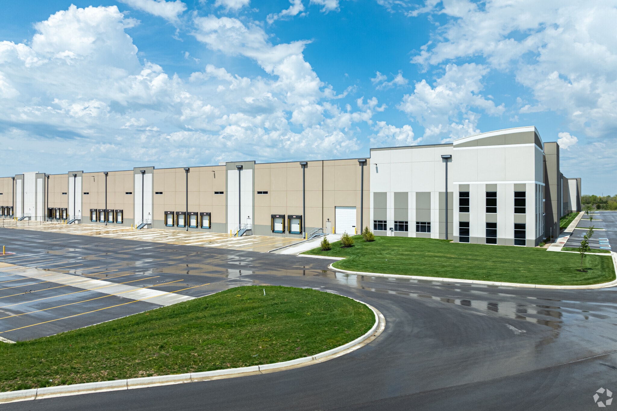 30500 W 183rd St, Gardner, KS for lease Building Photo- Image 1 of 8
