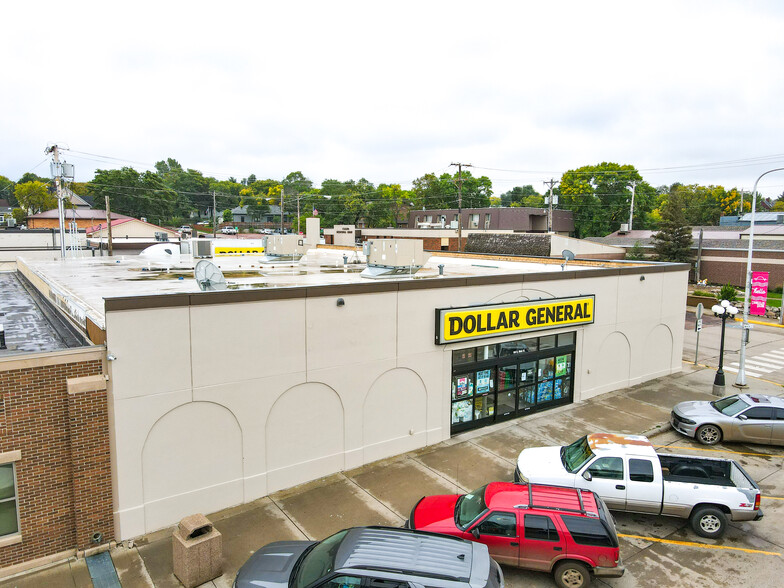 100 N Main St, Chamberlain, SD for sale - Building Photo - Image 1 of 1