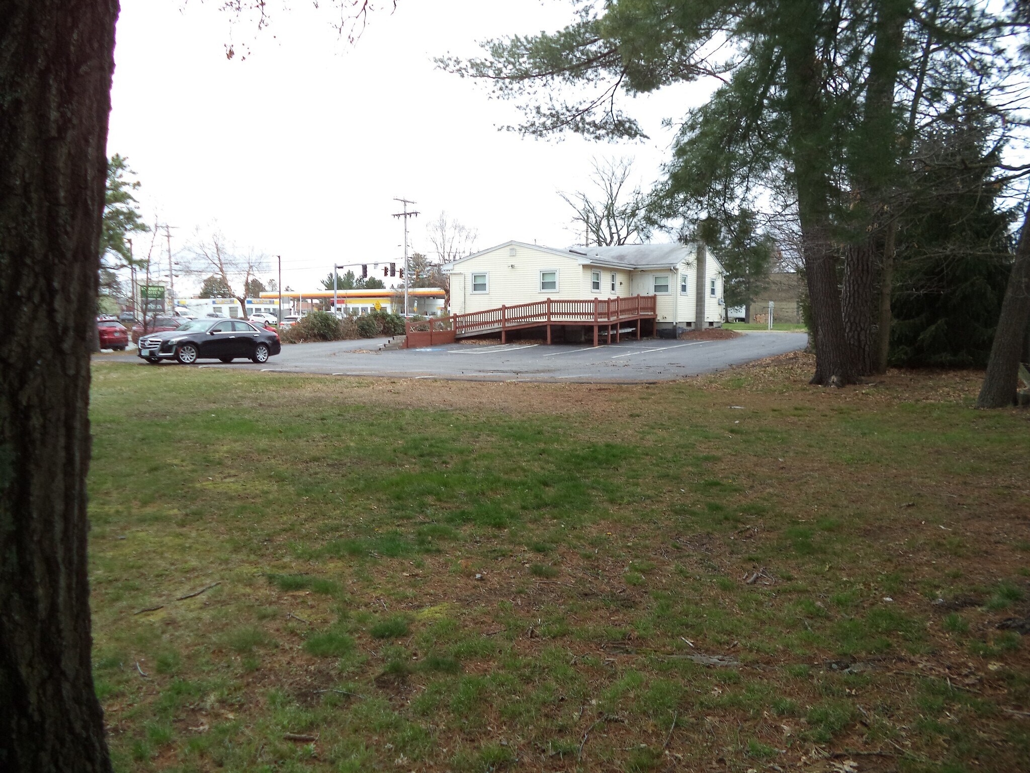 613 Amherst St, Nashua, NH 03063 613 Amherst Street, Nashua, NH